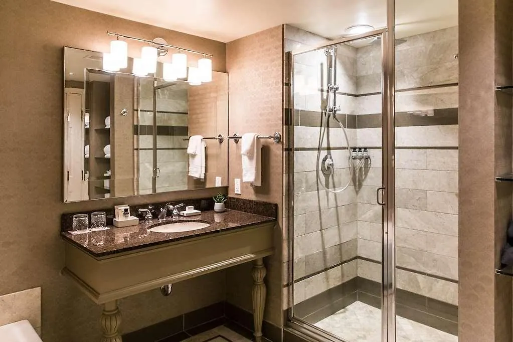 Dossier Hotel Portland