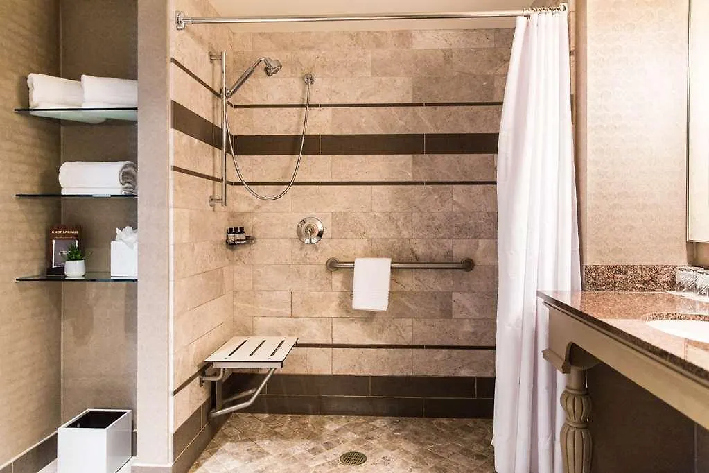 ****  Dossier Hotel Portland USA